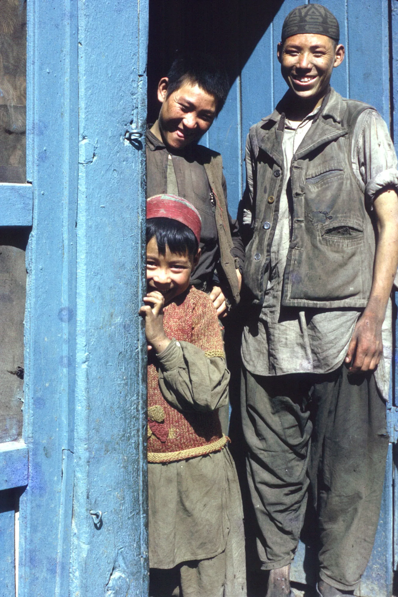 hazaari-laborers-1970