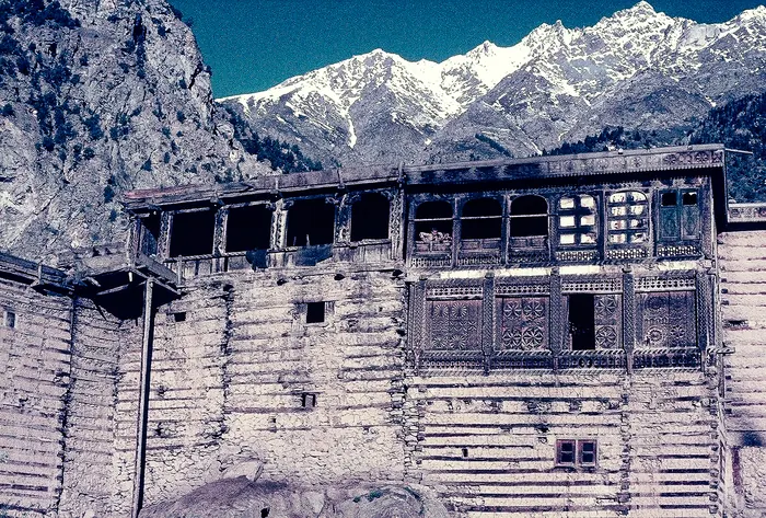 kamdesh-nuristan-1971